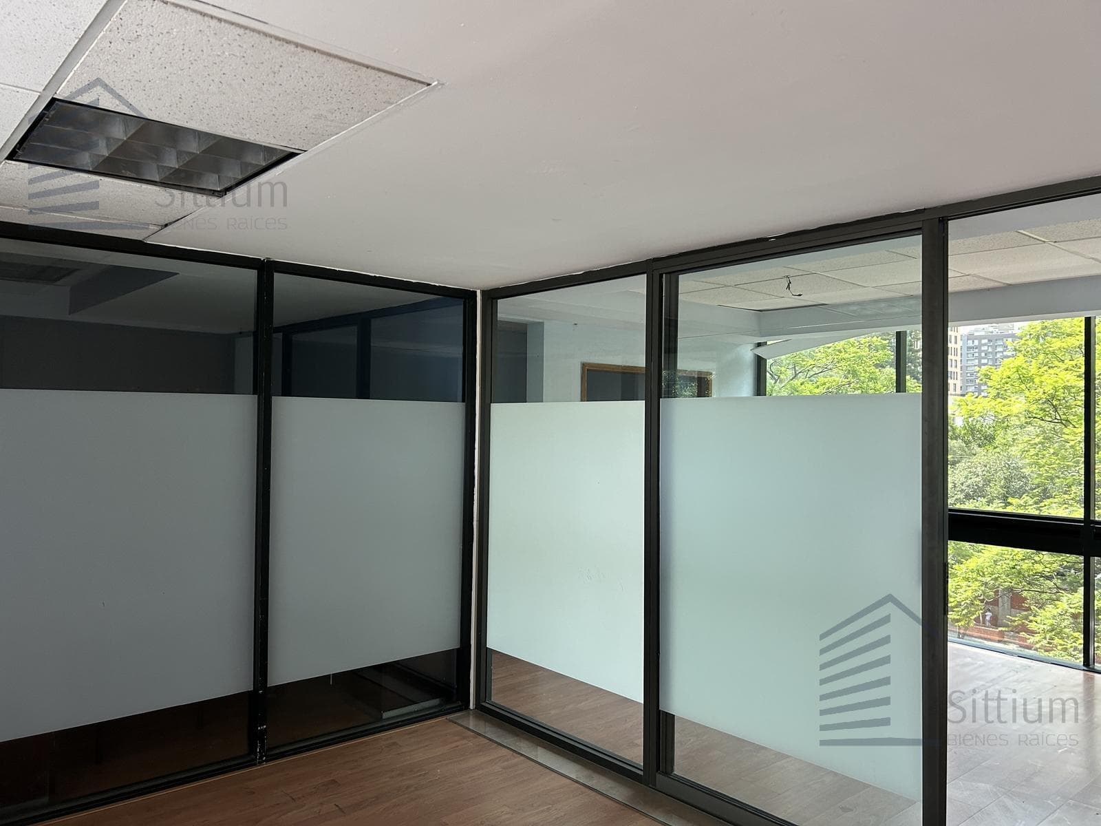 Office for Rent - National Army - 3rd Floor - 70 m2