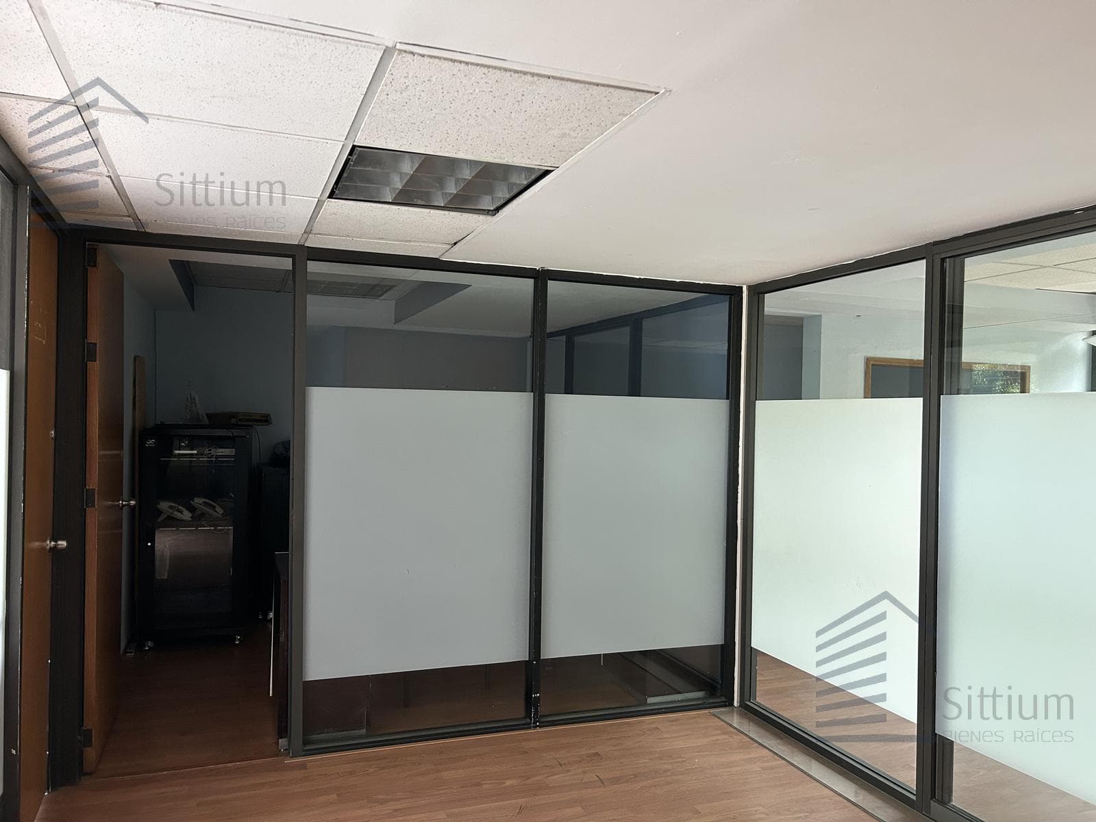 Office for Rent - National Army - 3rd Floor - 70 m2