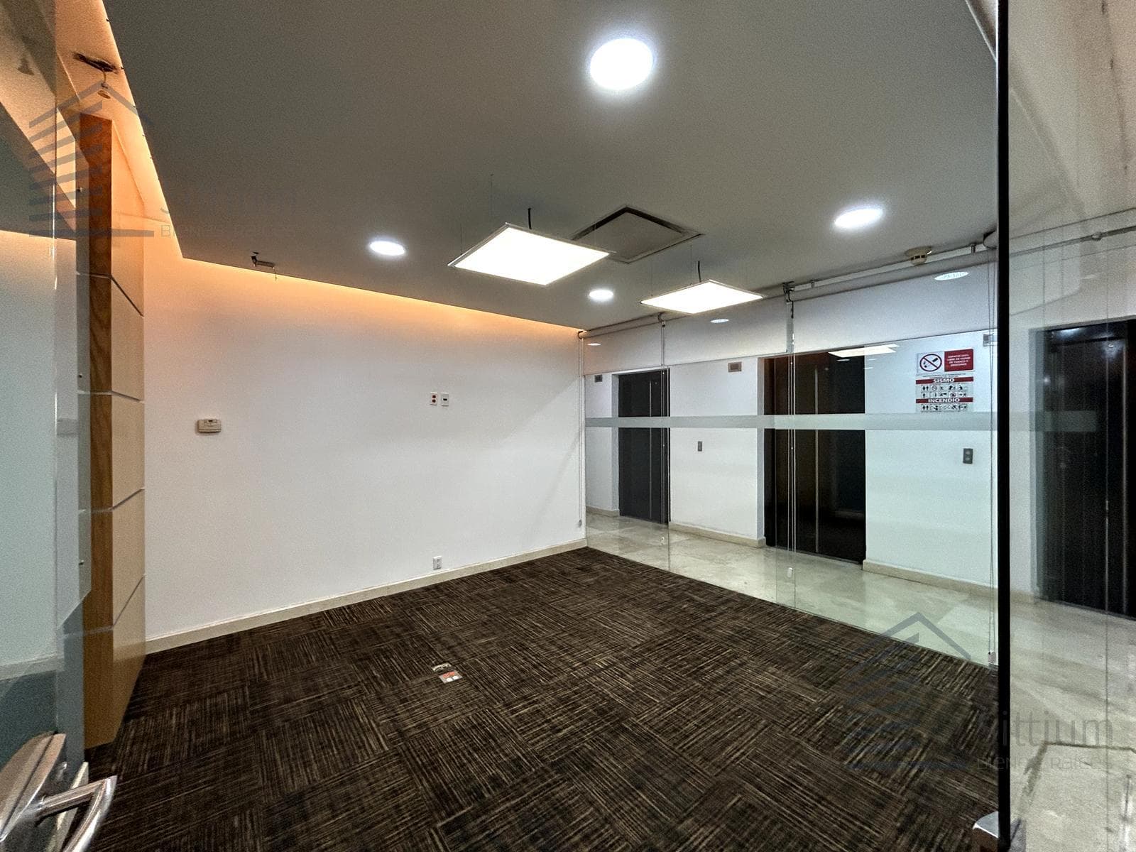 Office for Rent - Insurgentes Sur - 5th Floor - 342 m2