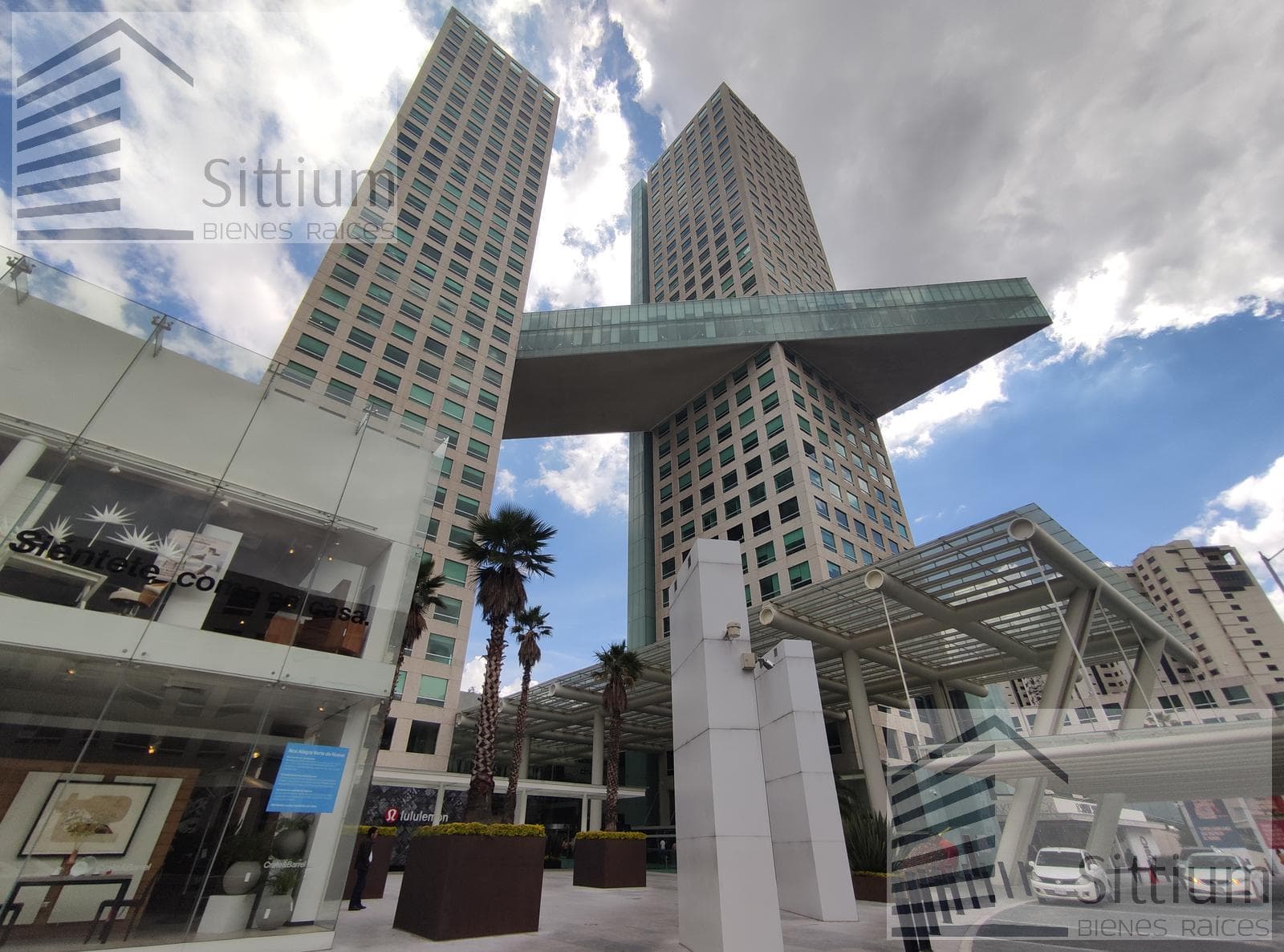 Office for Rent - Arcos Bosques II - 23rd Floor - 461 m²