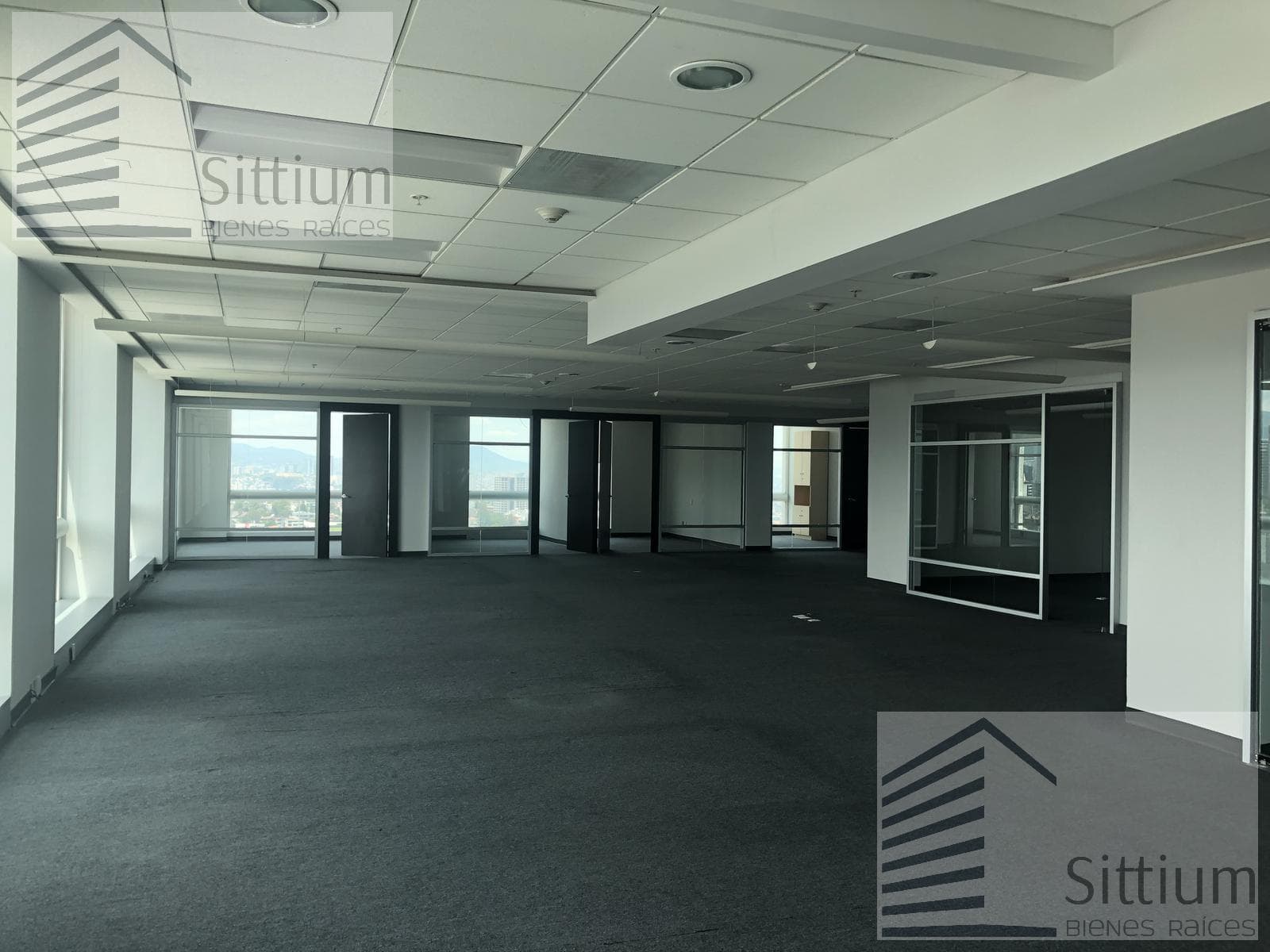 Office for Rent - Arcos Bosques II - 23rd Floor - 461 m²