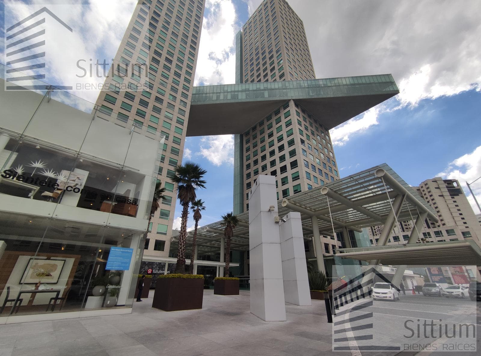 Office for Rent - Arcos Bosques, 11th Floor - 868 m2