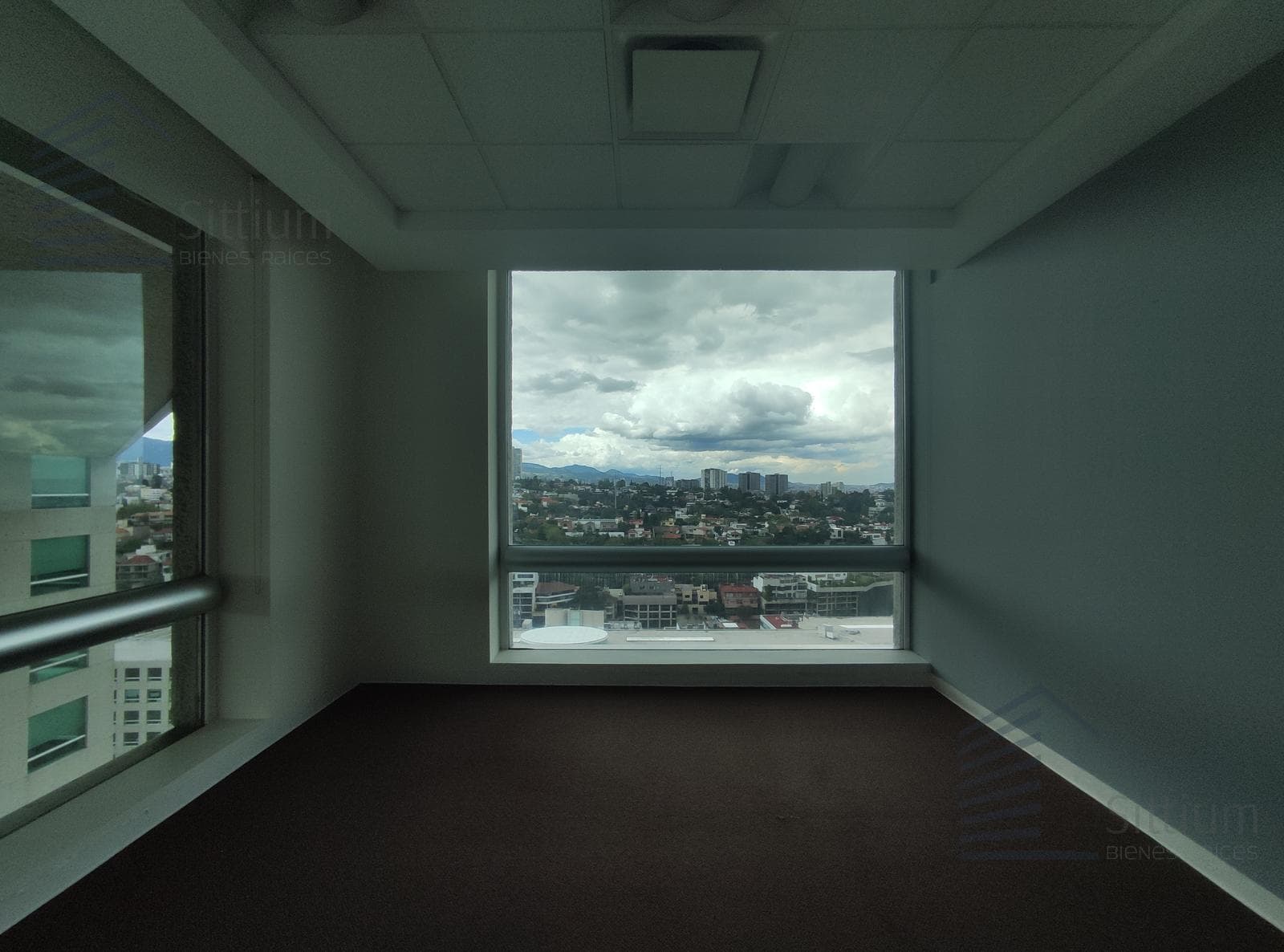Office for Rent – Arcos Bosques II - 8th Floor - 149 m2