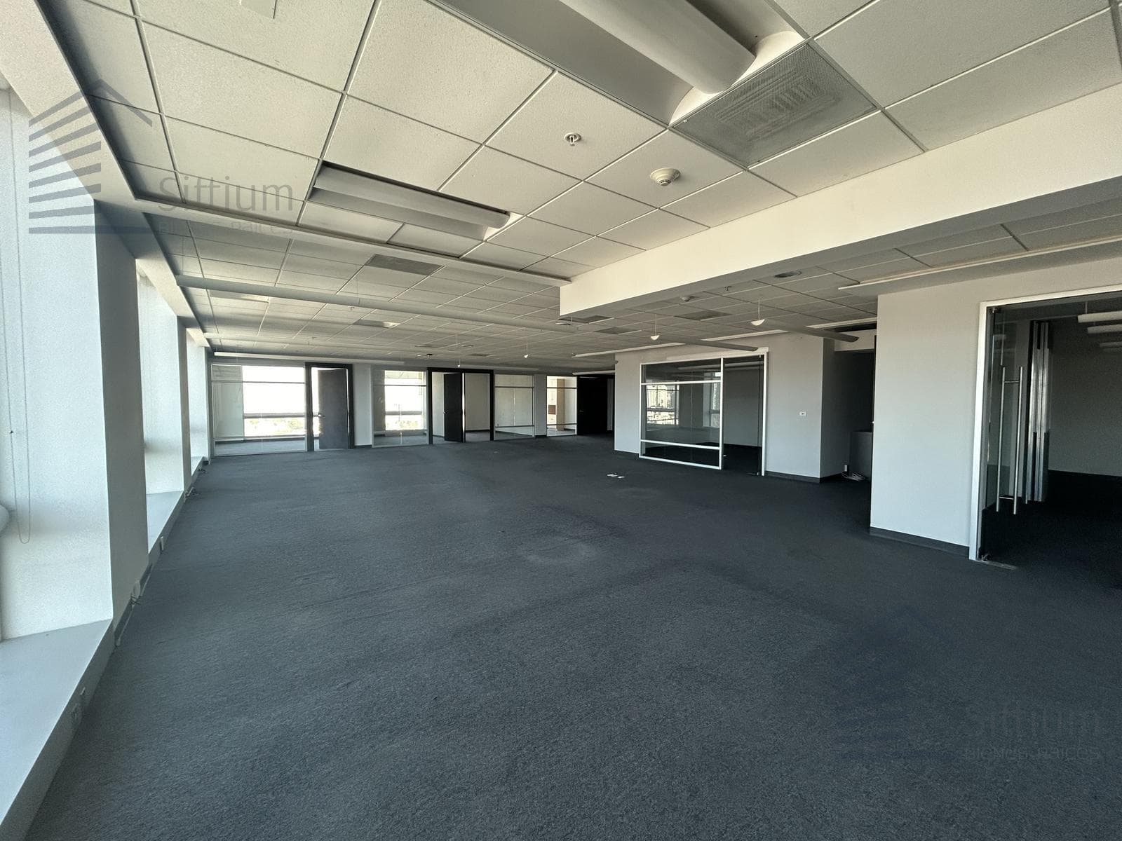 Office for Rent – Arcos Bosques II – 23rd Floor – 461 m²