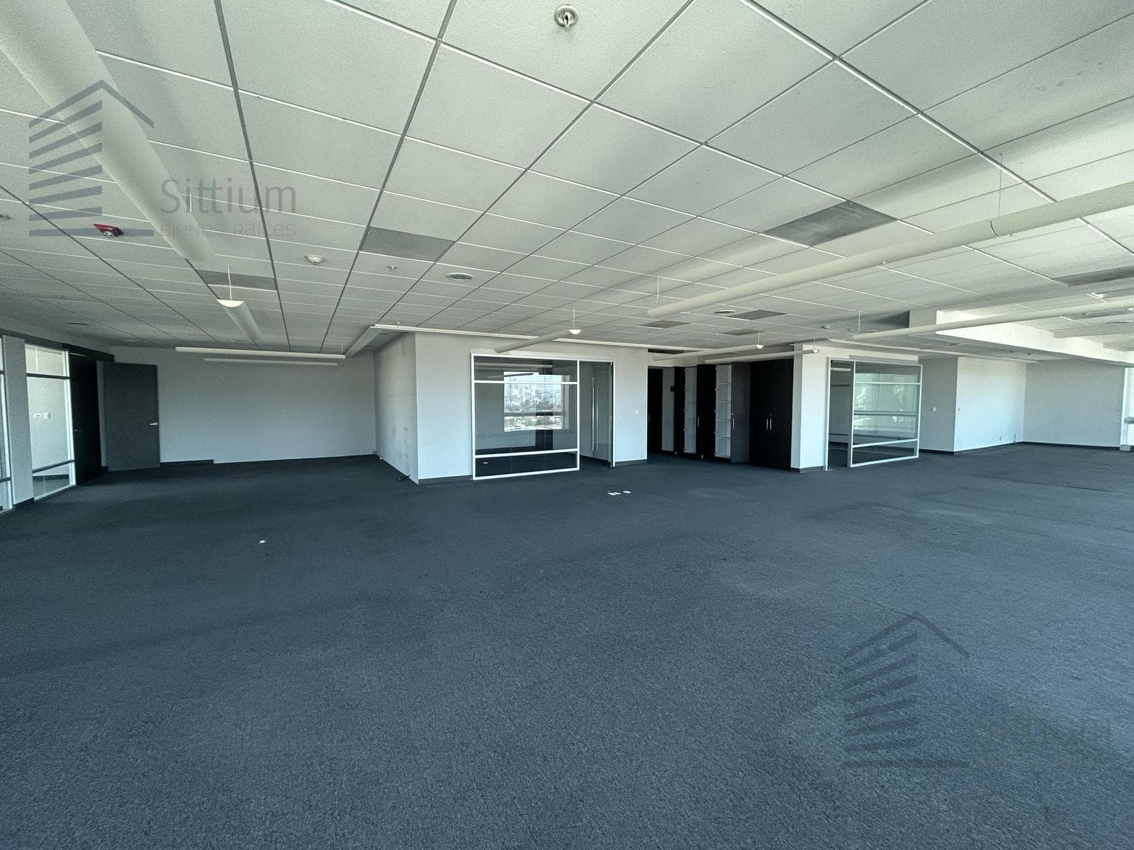 Office for Rent – Arcos Bosques II – 23rd Floor – 461 m²