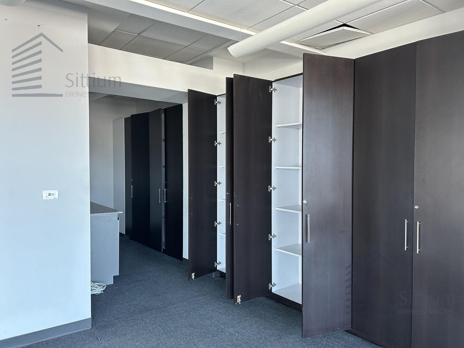Office for Rent – Arcos Bosques II – 6th Floor – 296 m2