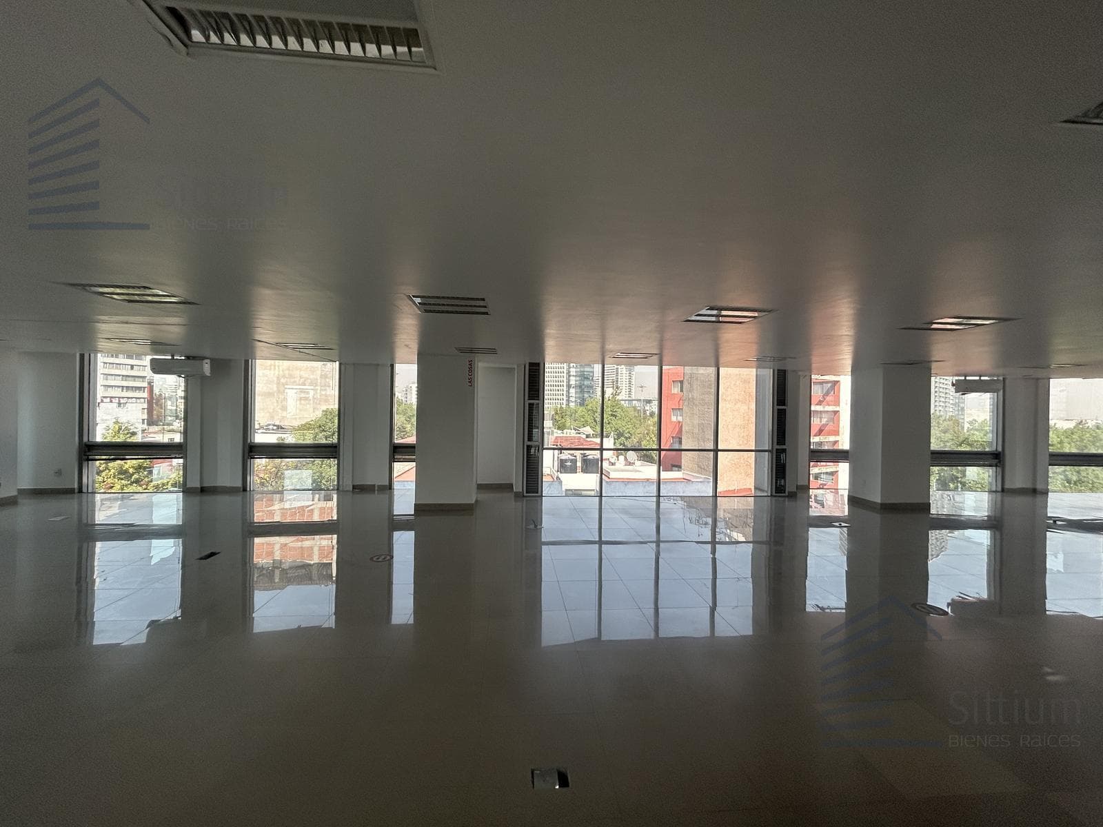 Office for Rent - Thiers, 5th Floor - 538 m2
