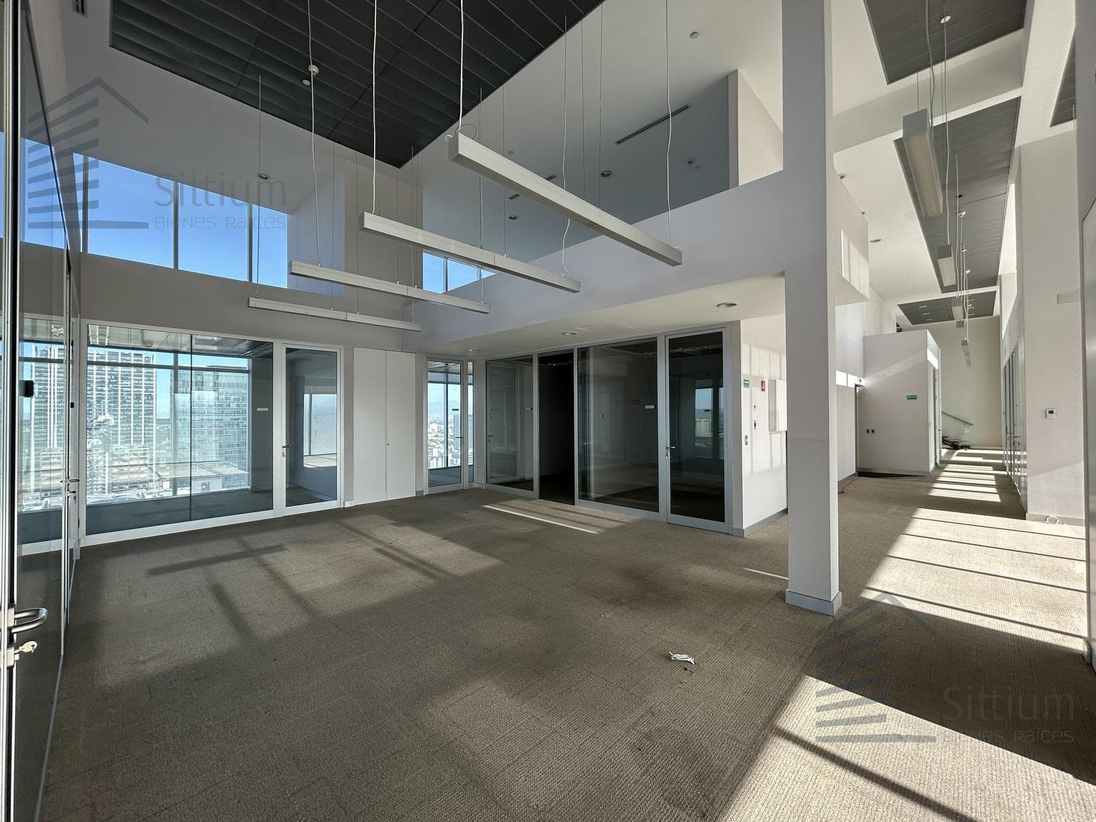 Office for Rent - Reforma, 26th Floor - 596 m²