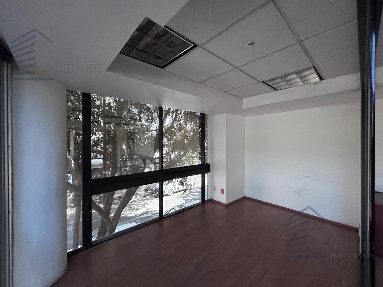 Office for Rent - National Army - 1st Floor - 170 m2