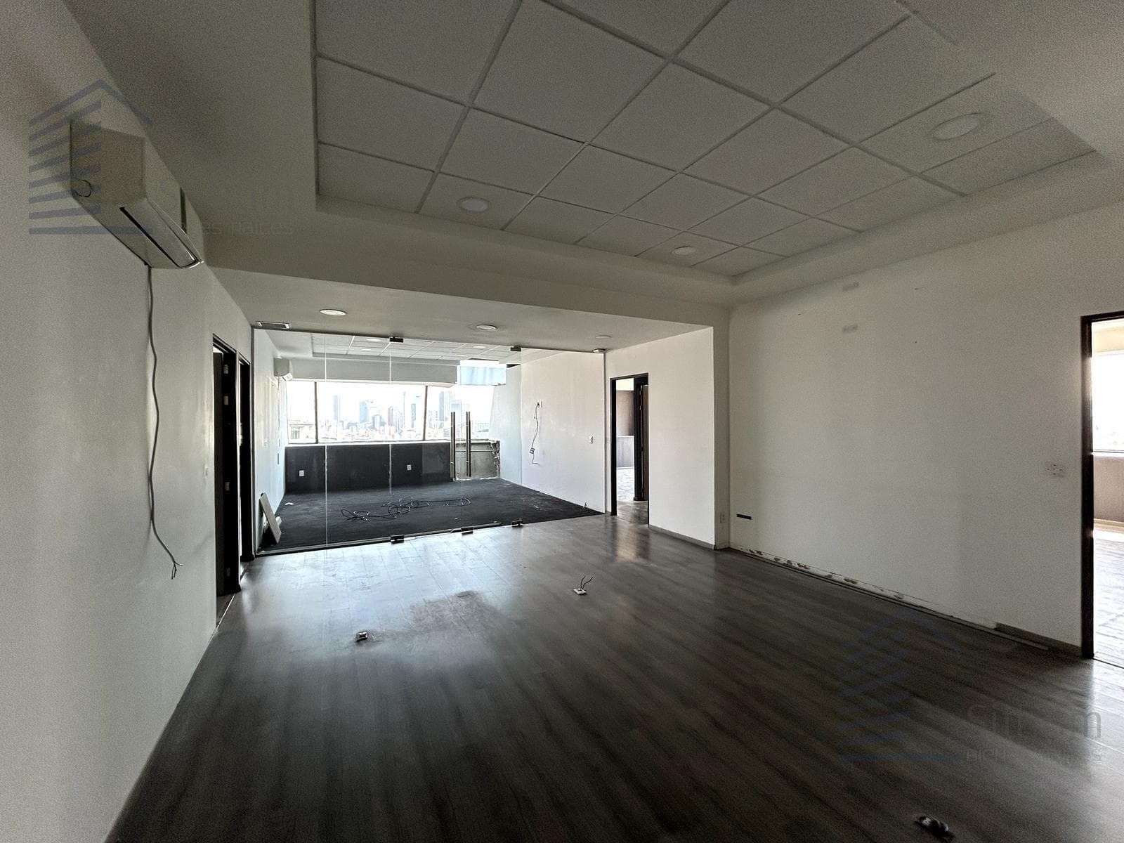 Office for Rent - Masaryk - 14th Floor - 460 m2