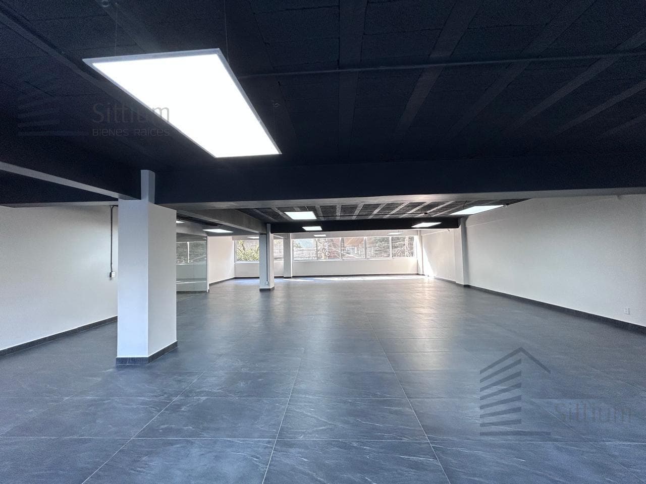 Office for Rent - Moliere - 1st Floor - 220 m2