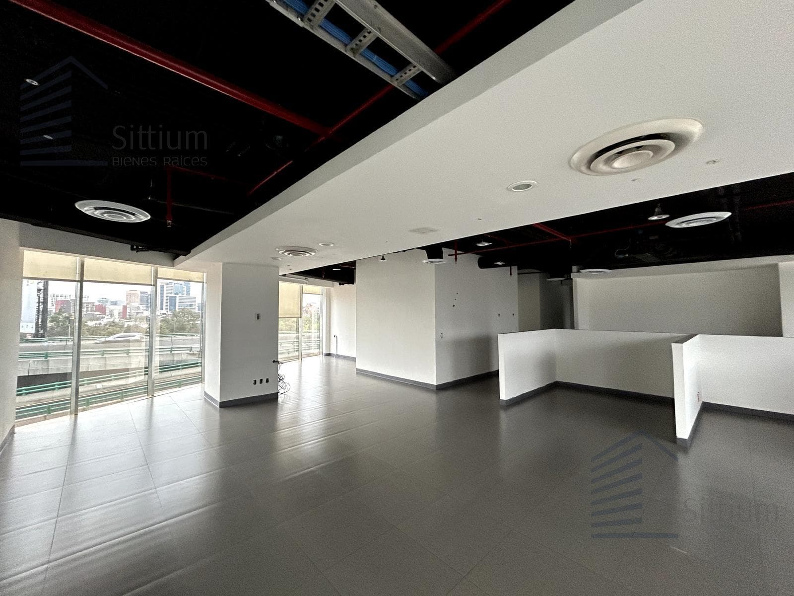 Office for Rent - Manuel Ávila Camacho - 3rd Floor - 222 m2