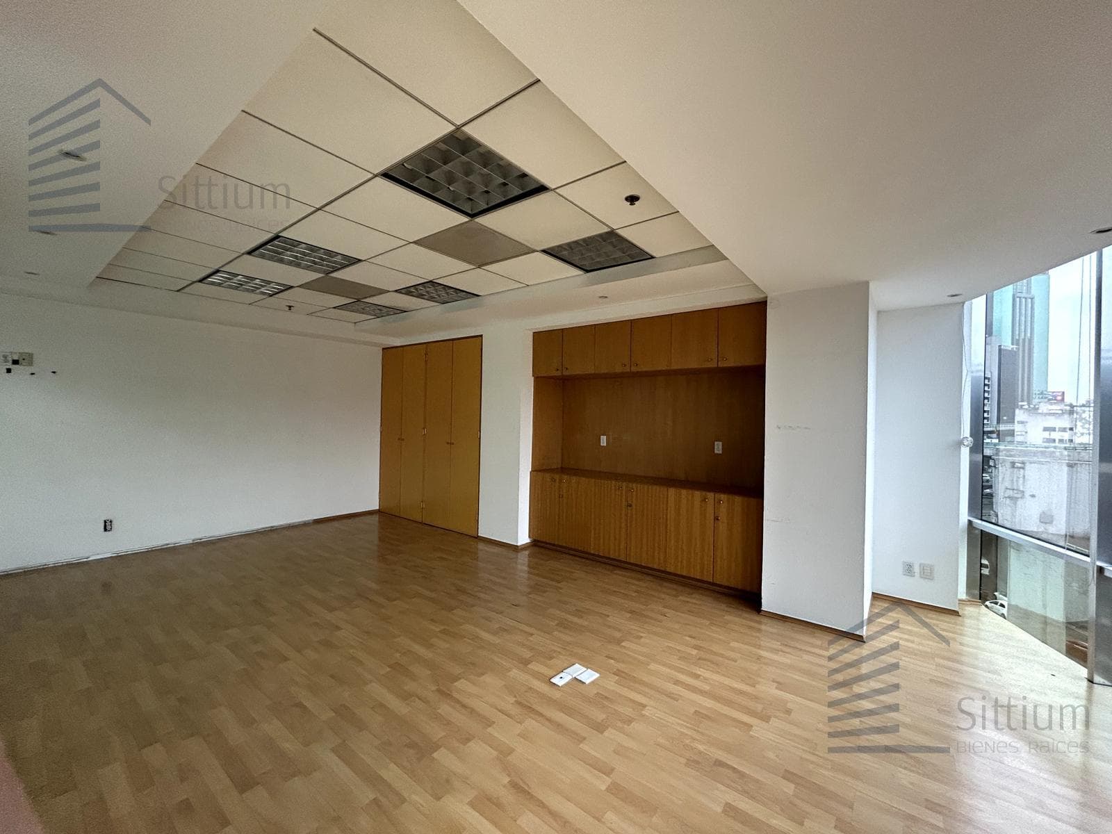 Office for Rent - Manuel Ávila Camacho - 5th Floor - 352 m2