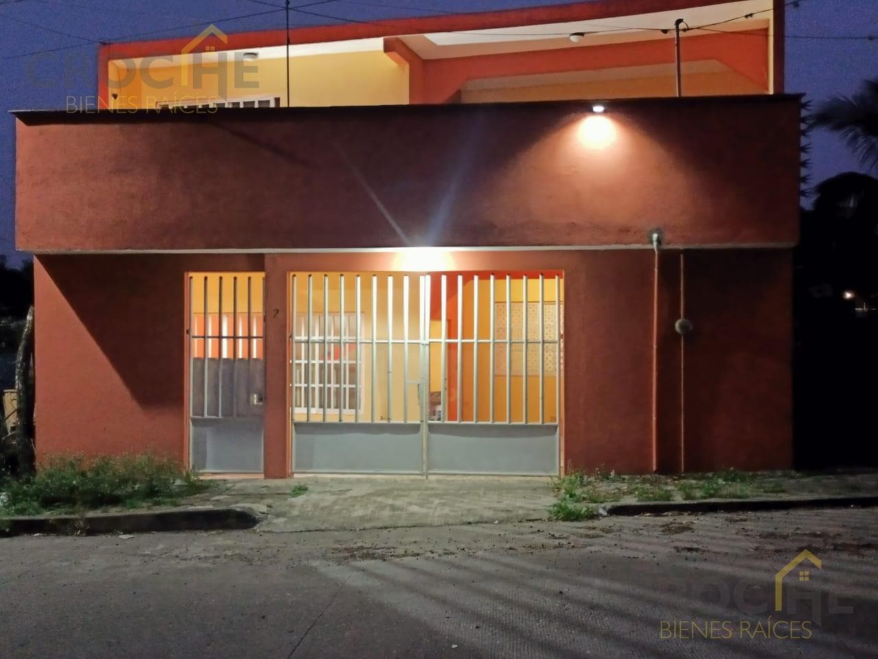 HOUSE FOR SALE IN EL LENCERO, EMILIANO ZAPATA, VERACRUZ, HACIENDA SANTA ANA AREA