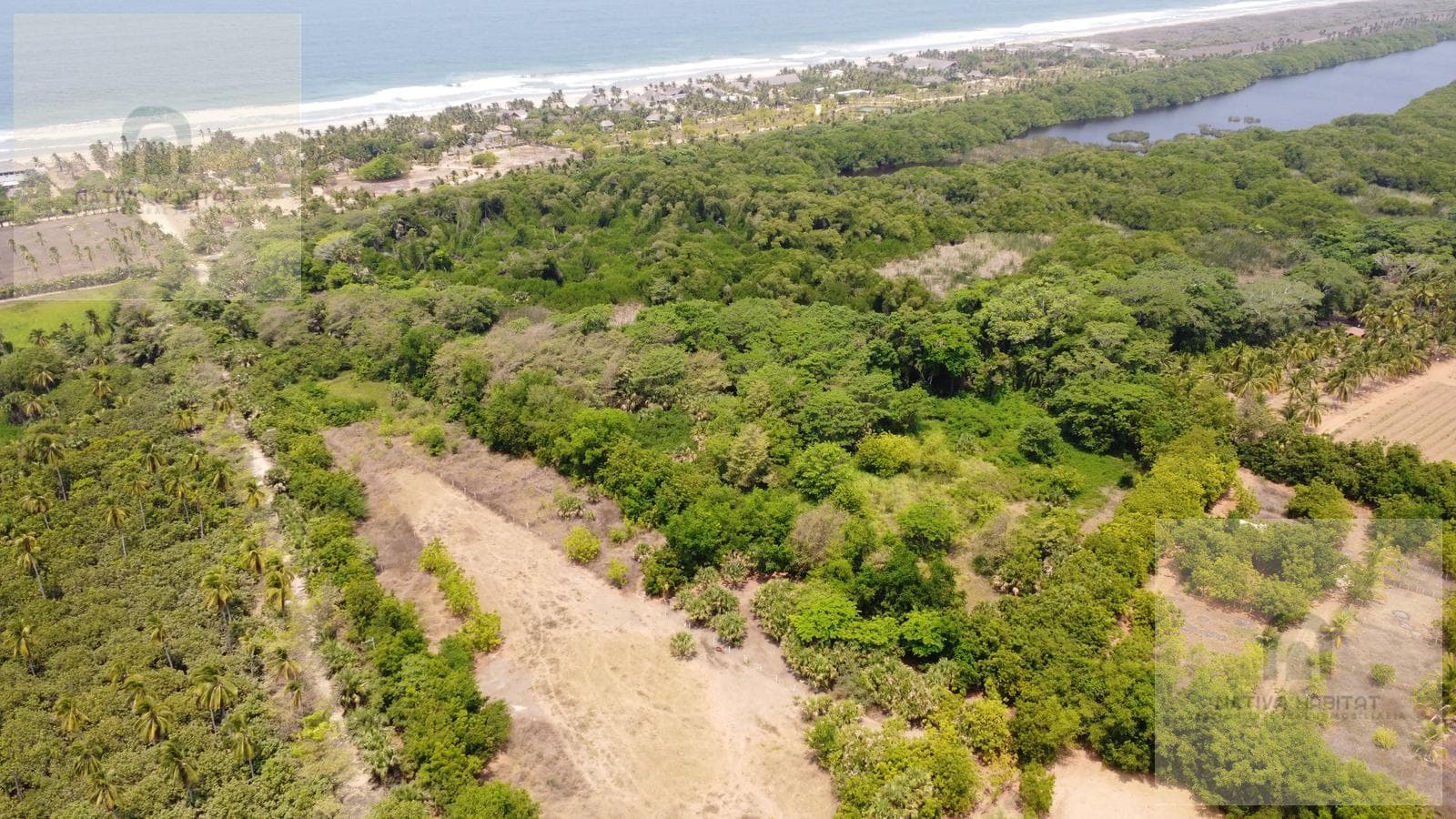 Lot with a Deed in Ventanilla, adjacent to a residential development in a premium area.