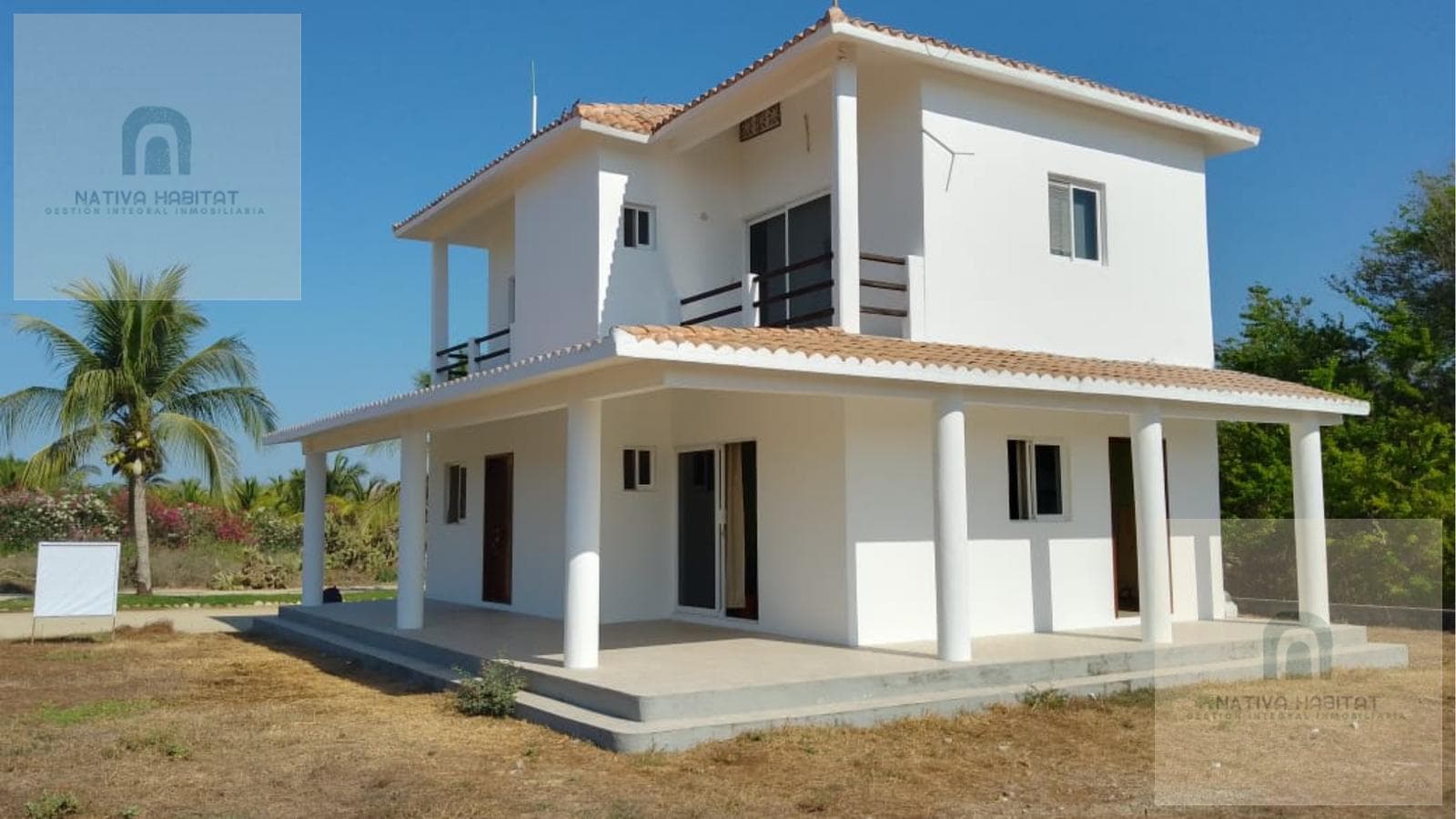 HOUSE IN RANCHO NEPTUNO, PUERTO ESCONDIDO.