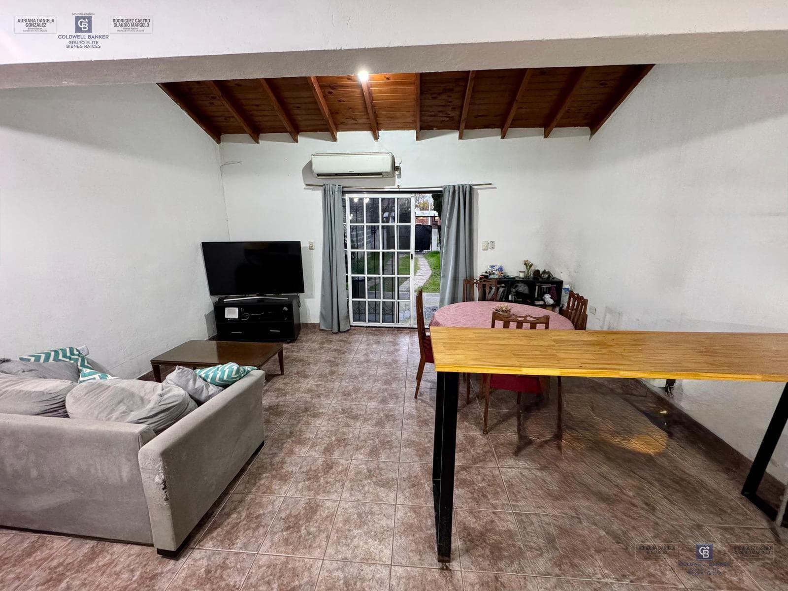 House in Luis Guillon