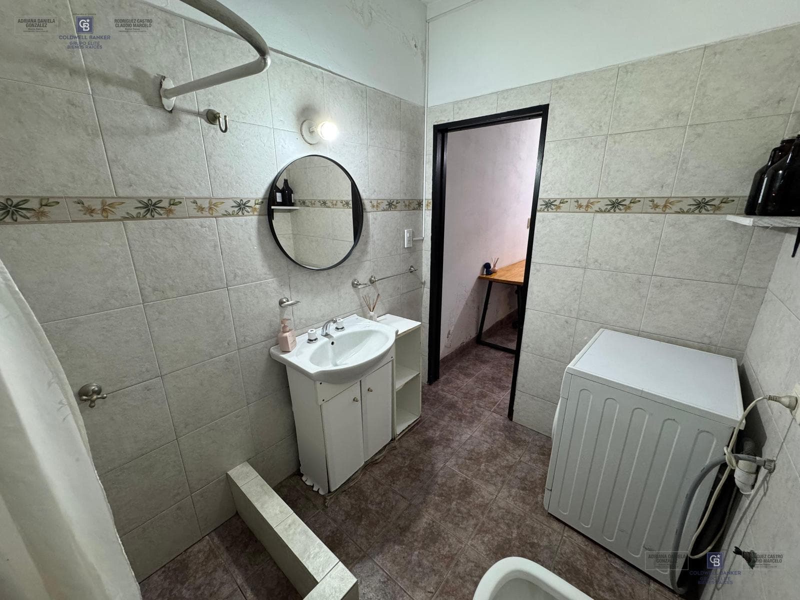 House in Luis Guillon