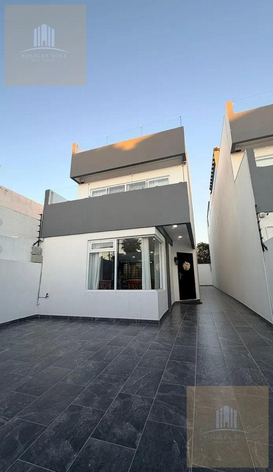 House - Costa Hermosa