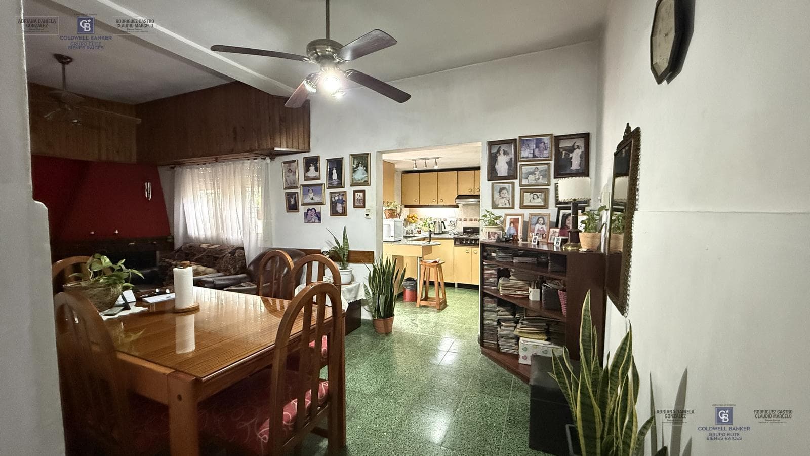For Sale: 3-room townhouse with patio, barbecue, laundry room, and garage in Ciudadela