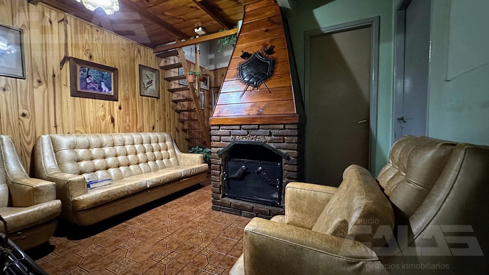 HOUSE | 3 ROOMS | 400 M² LOT | LOFT | GARAGE | AERONÁUTICO NEIGHBORHOOD