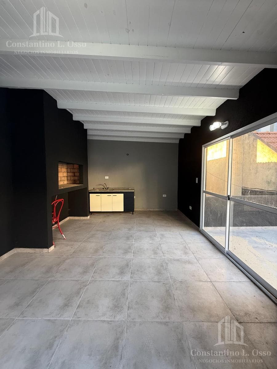 Three-room house - Patio - Barbecue area - Terrace