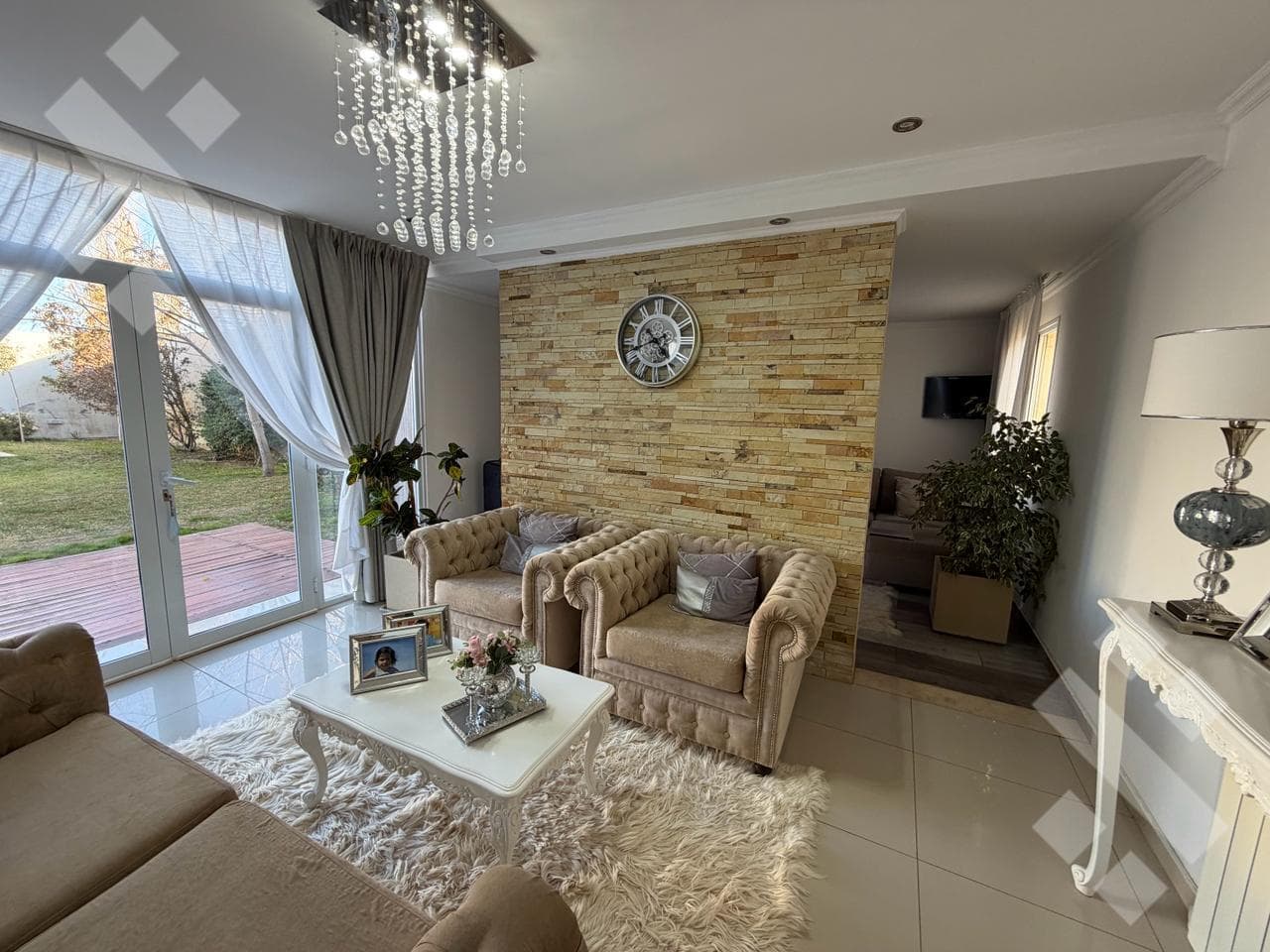 Three-bedroom house - Bosh development