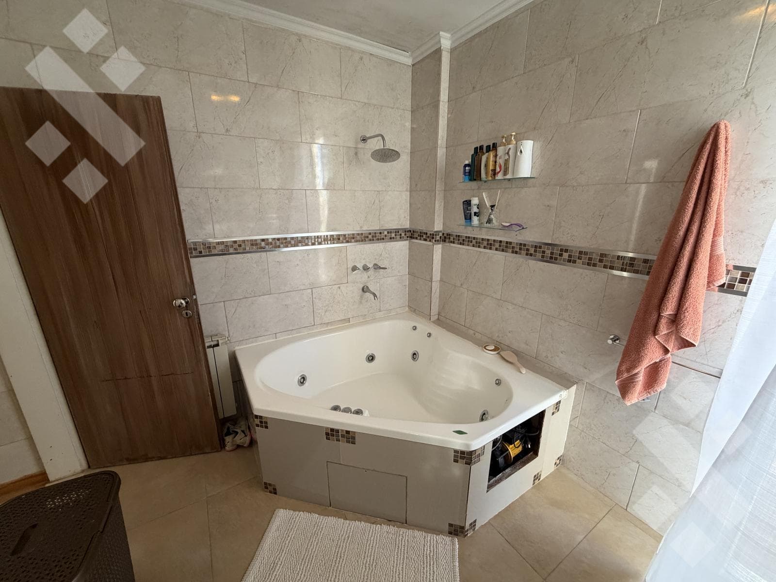 Three-bedroom house - Bosh development