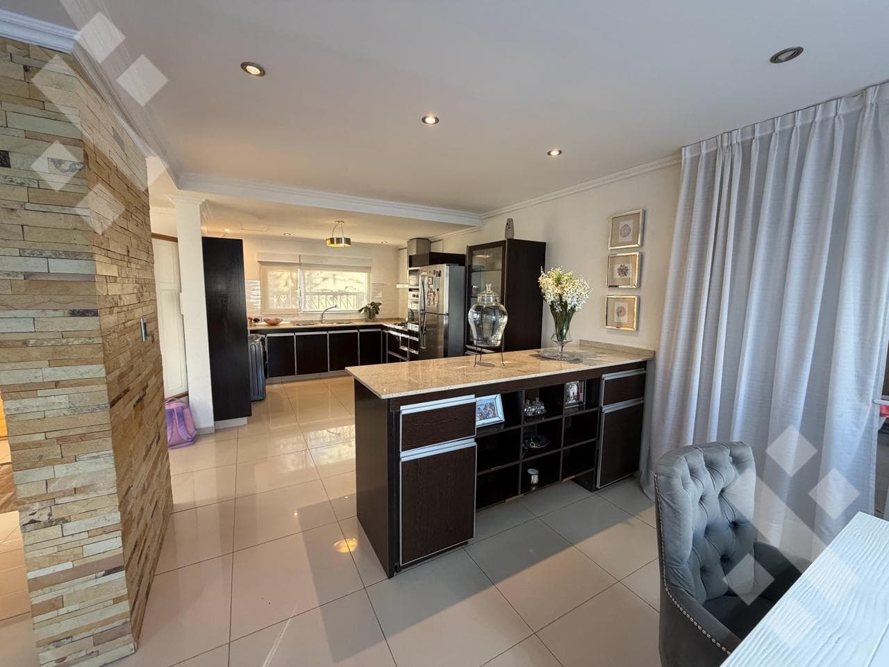Three-bedroom house - Bosh development