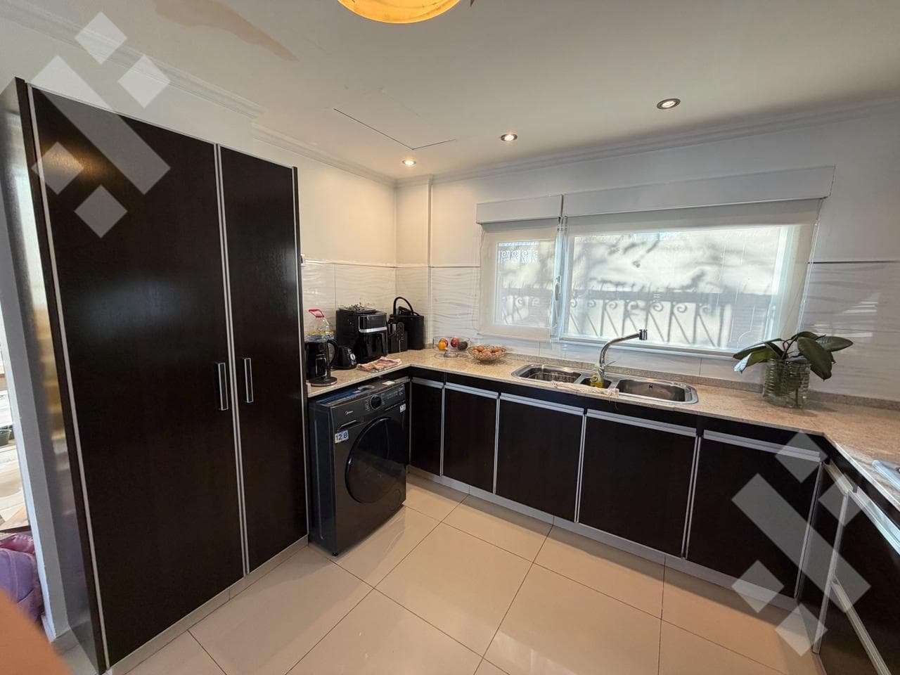 Three-bedroom house - Bosh development