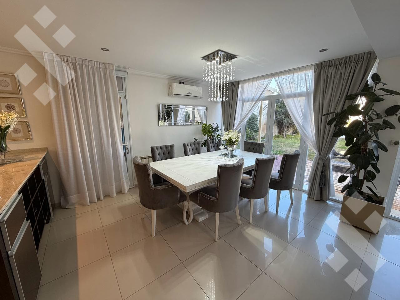 Three-bedroom house - Bosh development