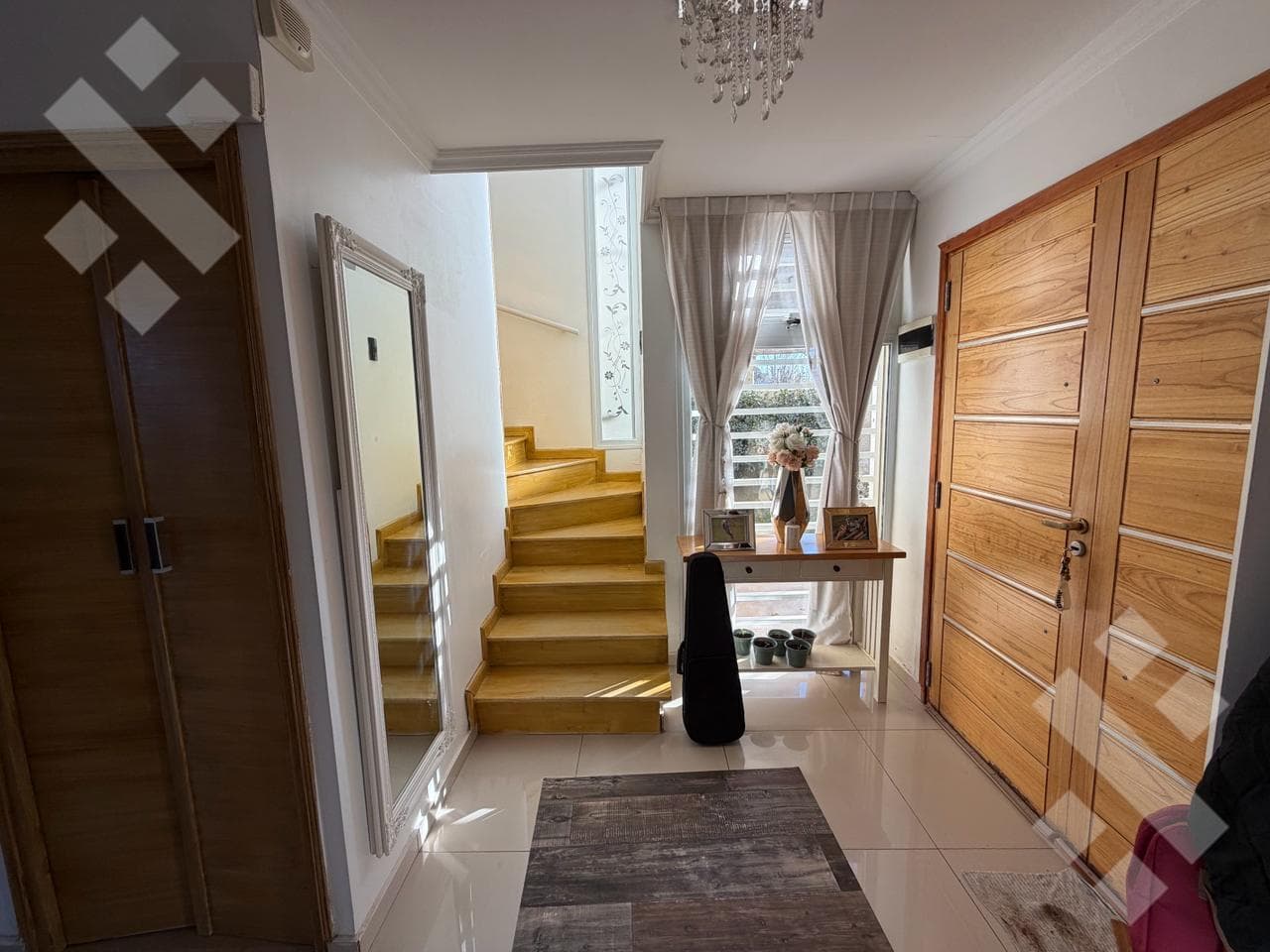 Three-bedroom house - Bosh development