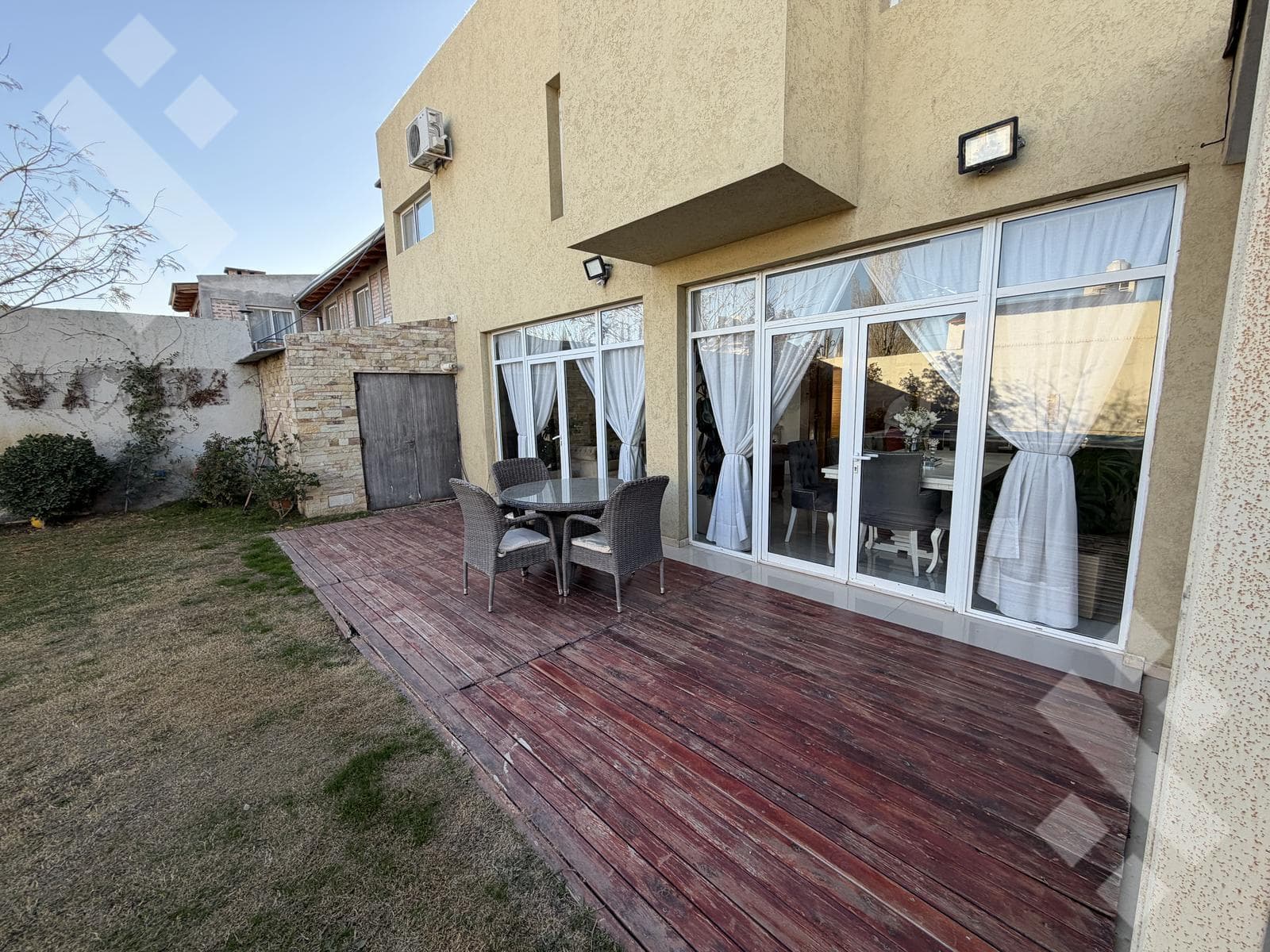 Three-bedroom house - Bosh development