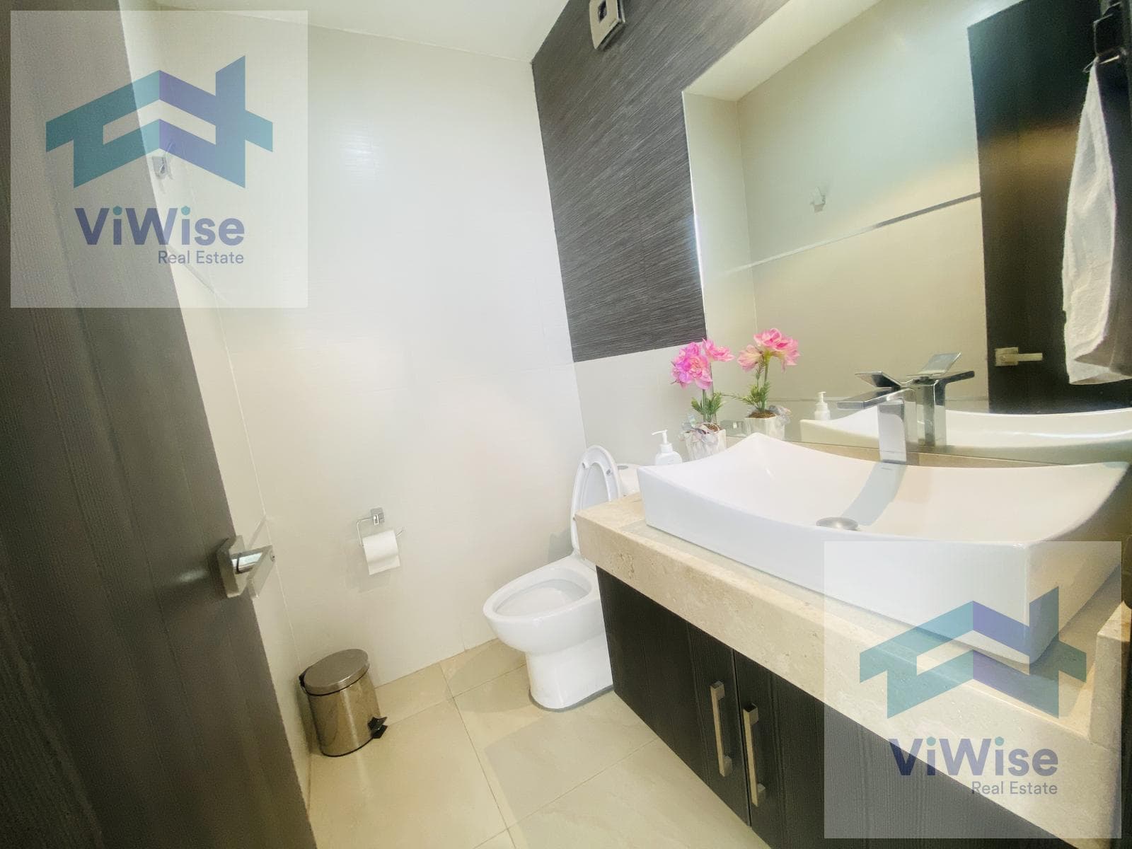House for Sale in Cumbres del Lago
