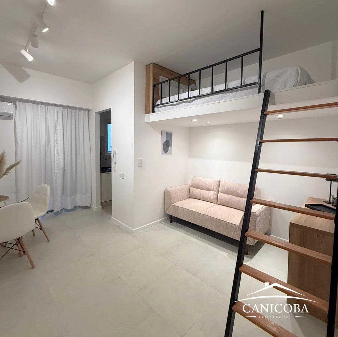 Apartment in Plaza Colón