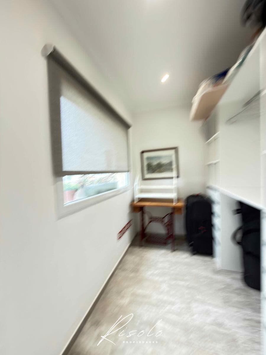 Casa en Venta y/o Alquiler, en Barrio Cerrado, Pileta. 3 dormitorios. Galeria. Escobar