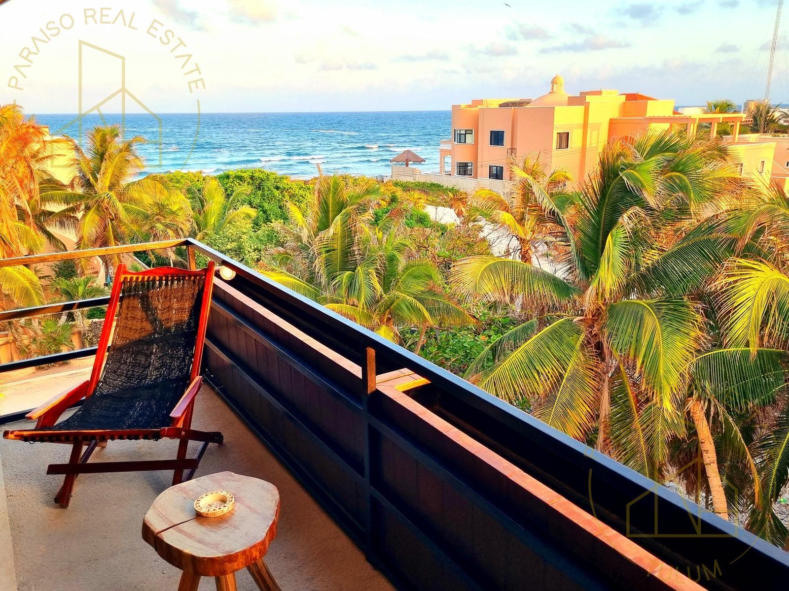 1-bedroom vacation rental with a private pool in Bahía Soliman, with a view of the Caribbean Sea.