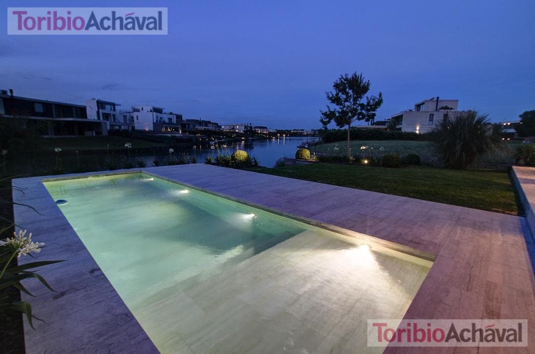 Lakefront home for sale, designed to let you enjoy the scenery of Virazon, 8 rooms (watch video)