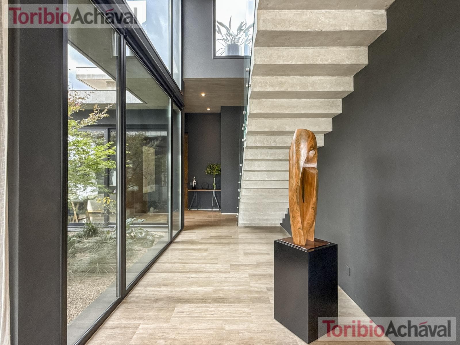 Lakefront home for sale, designed to let you enjoy the scenery of Virazon, 8 rooms (watch video)
