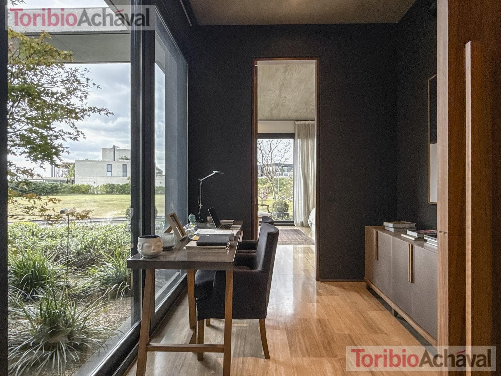 Lakefront home for sale, designed to let you enjoy the scenery of Virazon, 8 rooms (watch video)
