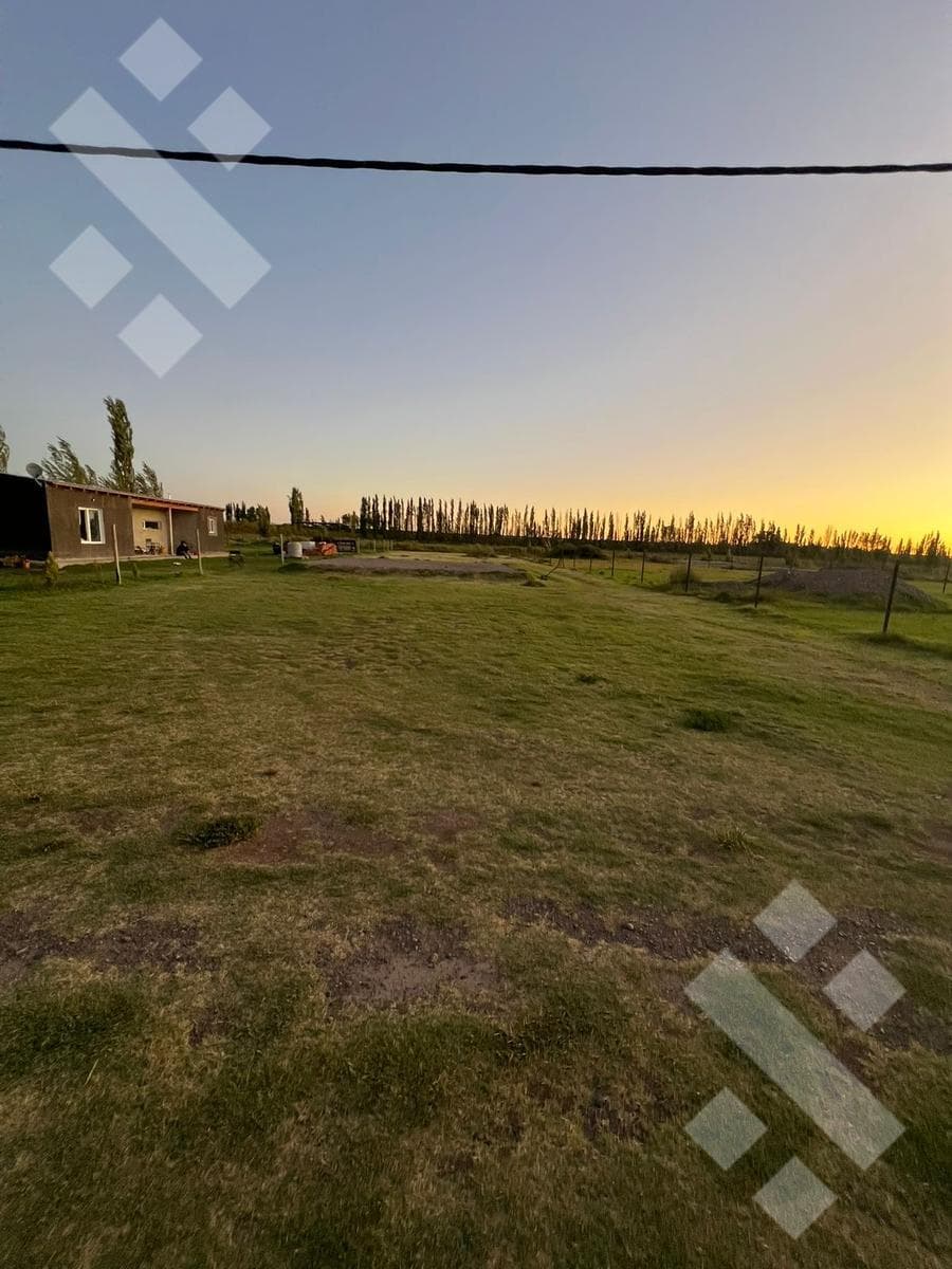 FOR SALE | 1,800 M² LOT | SEMI-PRIVATE NEIGHBORHOOD | GRAL. FERNÁNDEZ ORO