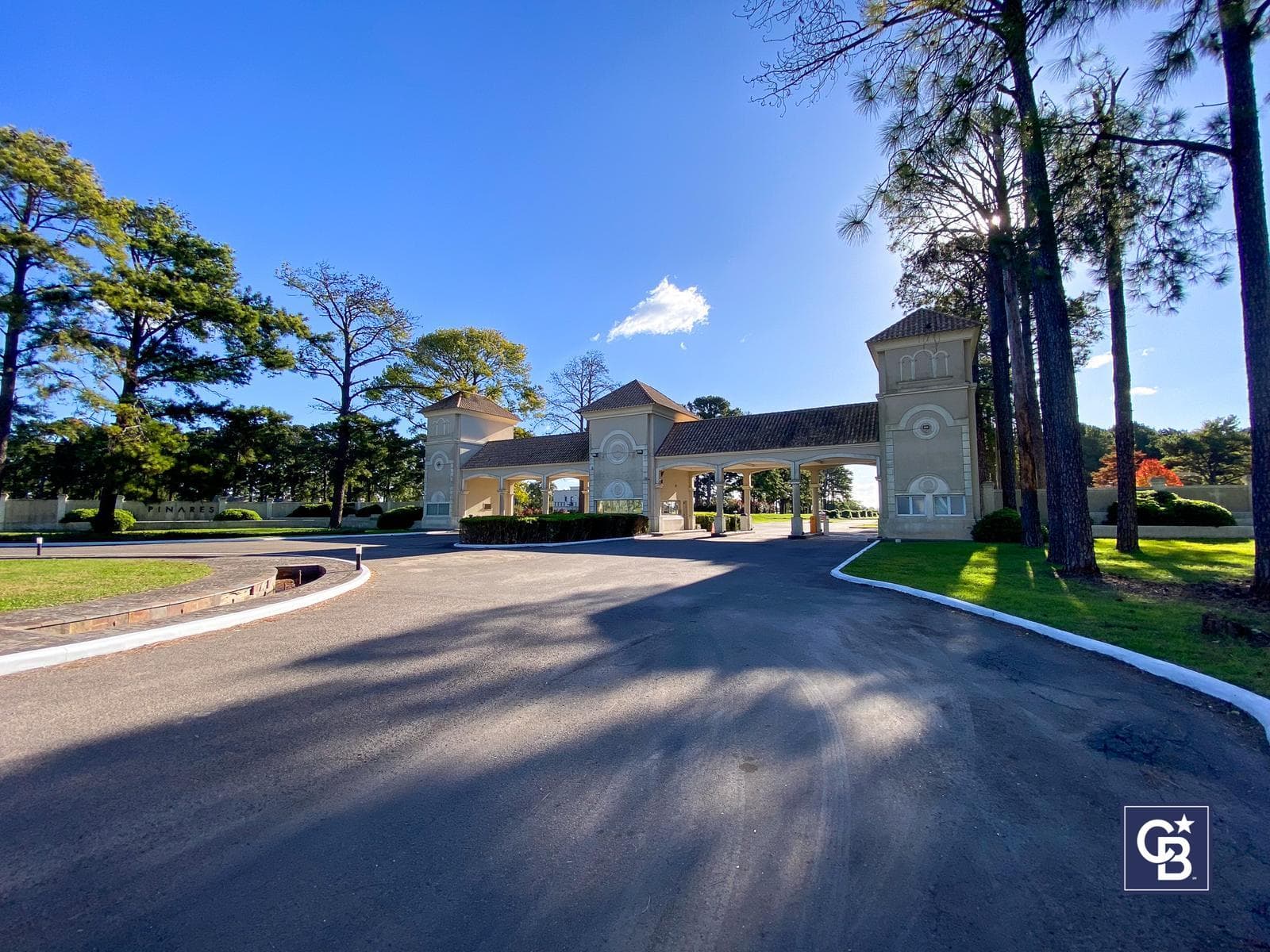 Interior Lot for Sale, 1,500 m² at Los Pinares Country Club - Exaltación de la Cruz