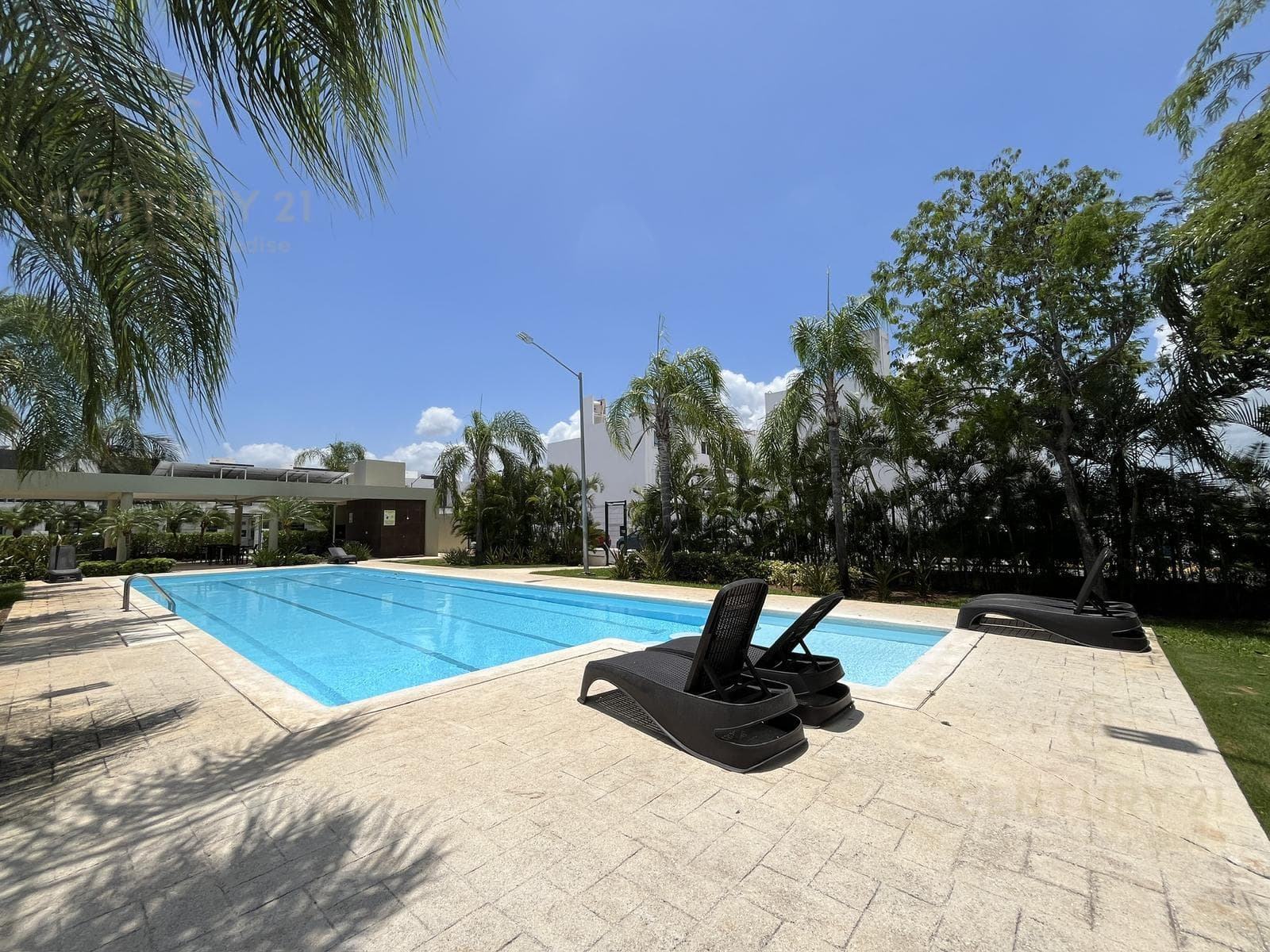 House for Rent: 3-Bedroom, Furnished, with Private Pool in Olivos 3, Playa del Carmen P4605