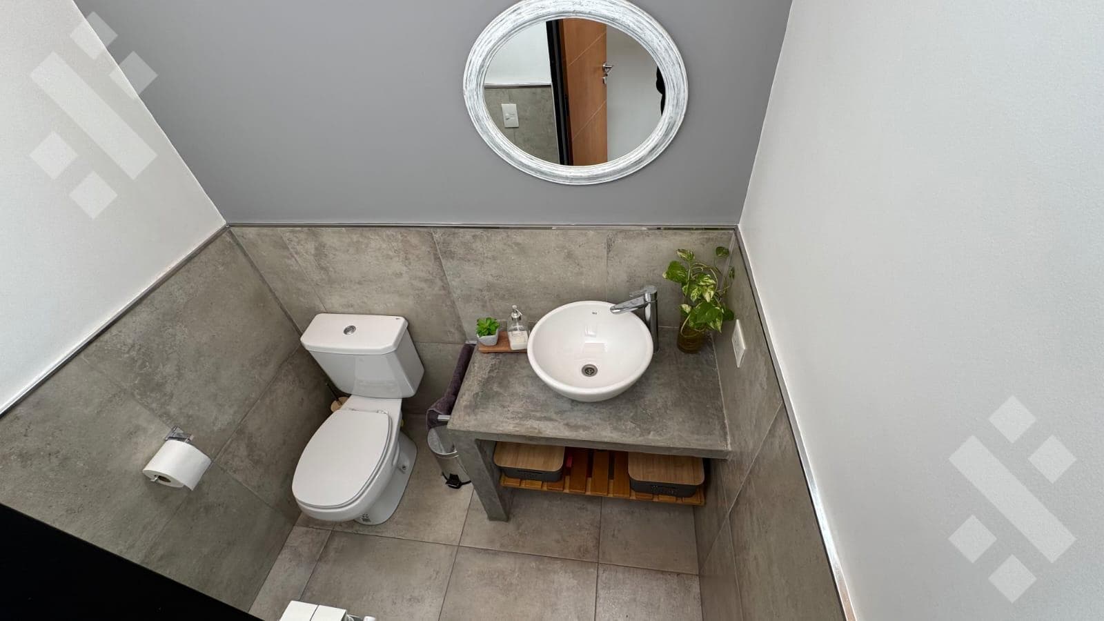 Modern single-story house with a pool - La Falda neighborhood, Cipolletti