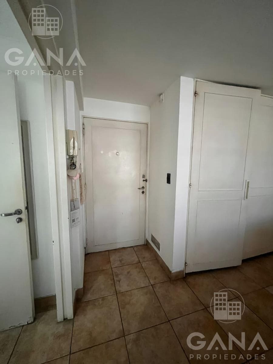 Apartment for Sale: Excellent Location, 1 Bedroom, Balcony Facing the Street.
