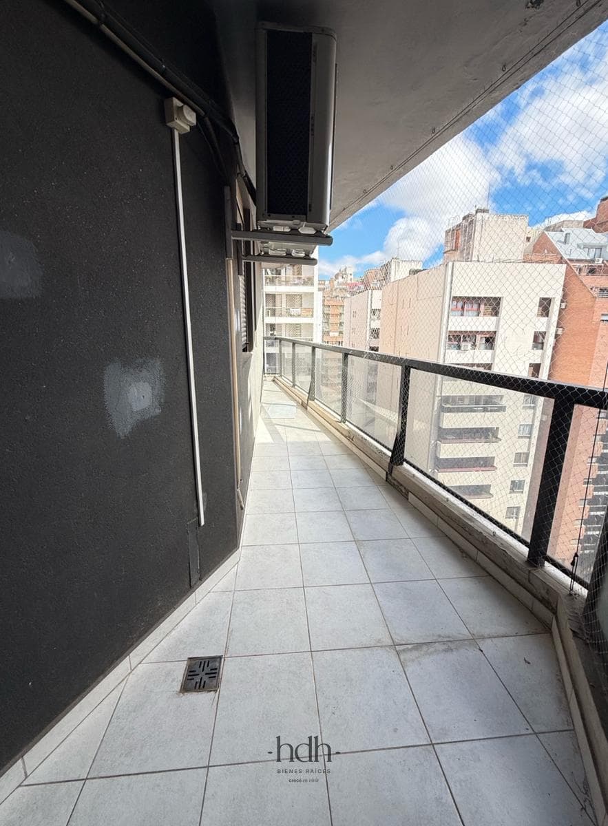2-bedroom apartment for sale with balcony and new kitchen in Córdoba