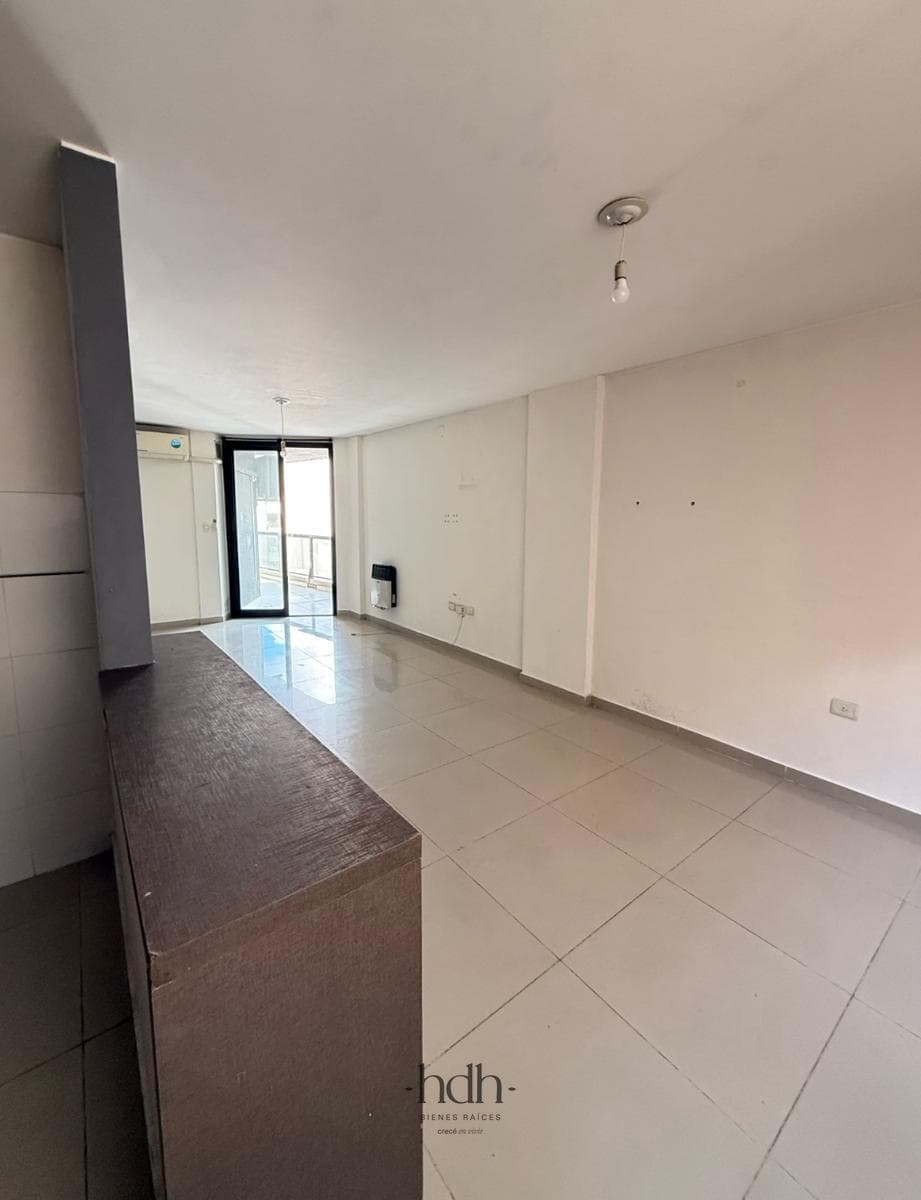 2-bedroom apartment for sale with balcony and new kitchen in Córdoba