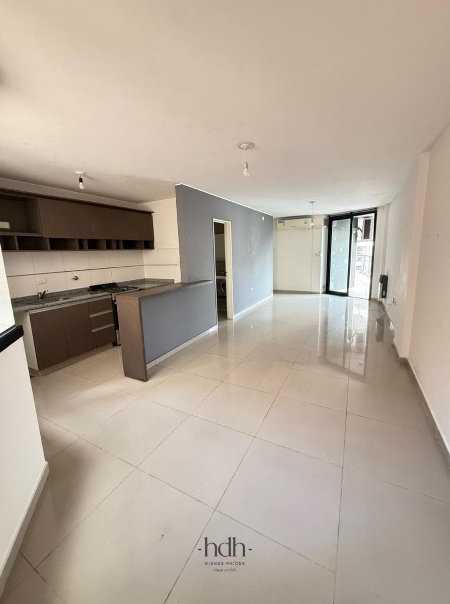 2-bedroom apartment for sale with balcony and new kitchen in Córdoba