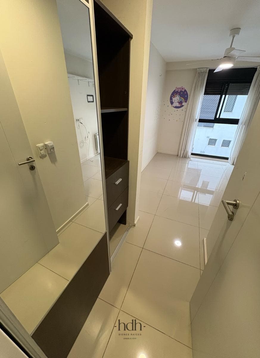 2-bedroom, 2-bathroom apartment for sale with a balcony and a new kitchen in Córdoba