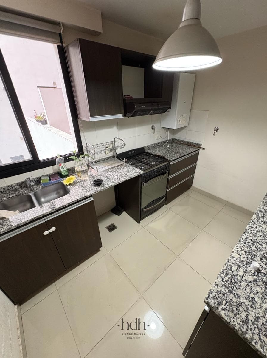 2-bedroom, 2-bathroom apartment for sale with a balcony and a new kitchen in Córdoba